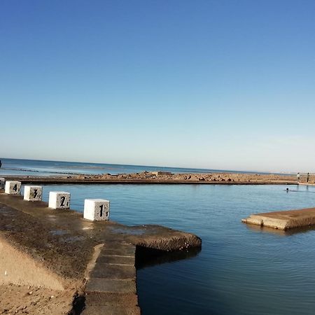 Entre Mer Et Montagne Granville Buitenkant foto