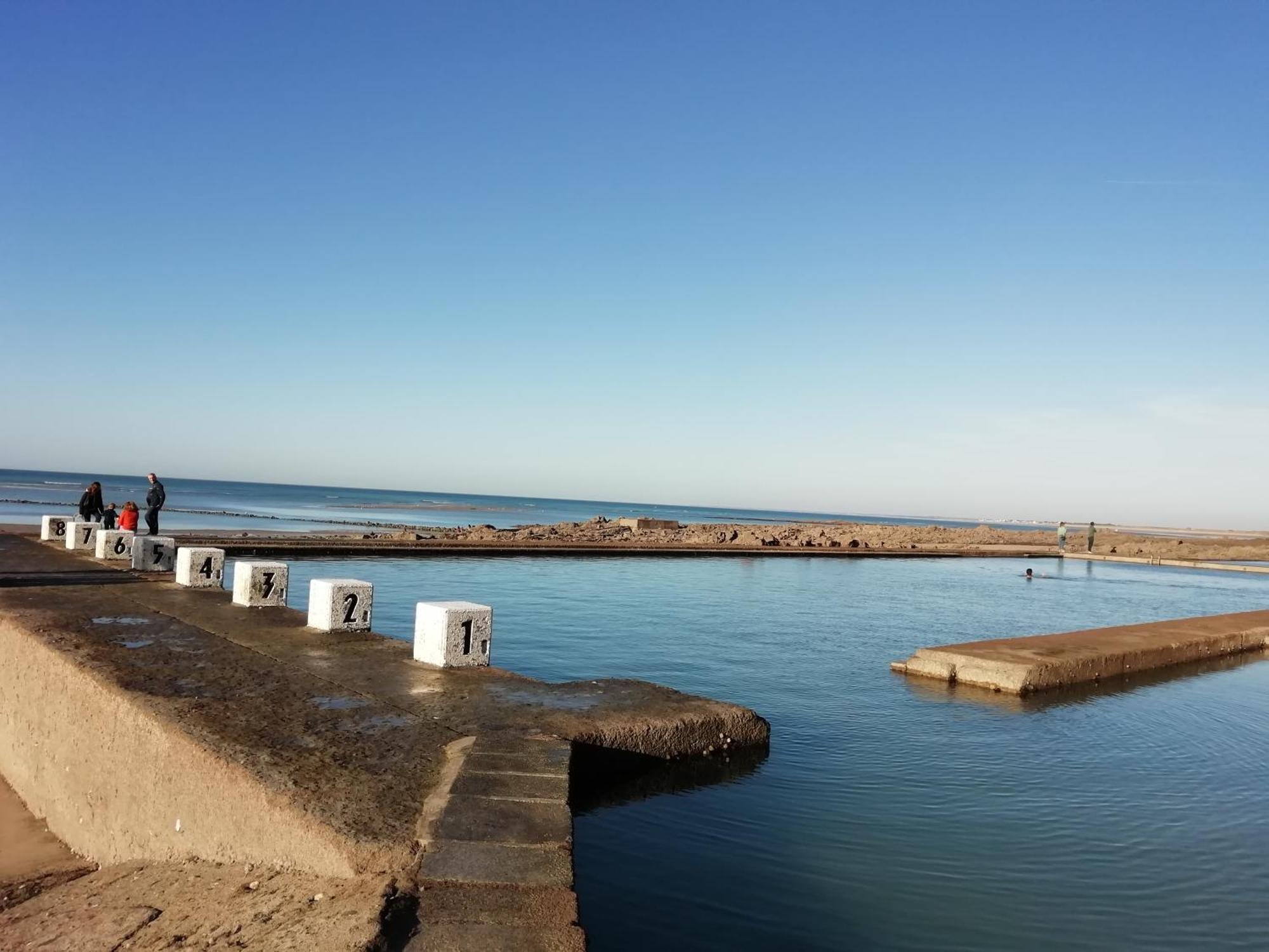 Entre Mer Et Montagne Granville Buitenkant foto